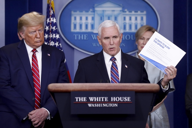 Mike Pence (viduryje)