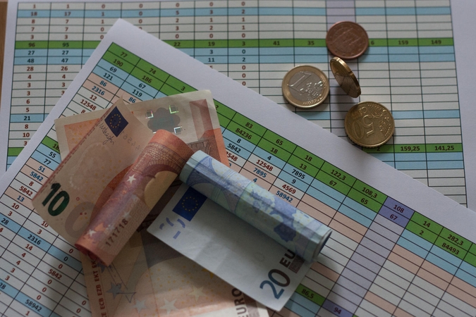 Prieš teismą stos Šiauliuose mokyklos lėšas pasisavinę ir iššvaistę asmenys