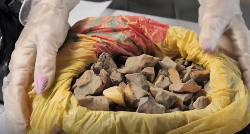Į Ukrainą ir iš jos – tūkstančiai kilogramų gintaro kontrabandos