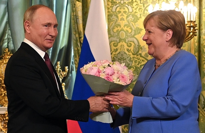 Vladimiras Putinas ir Angela Merkel