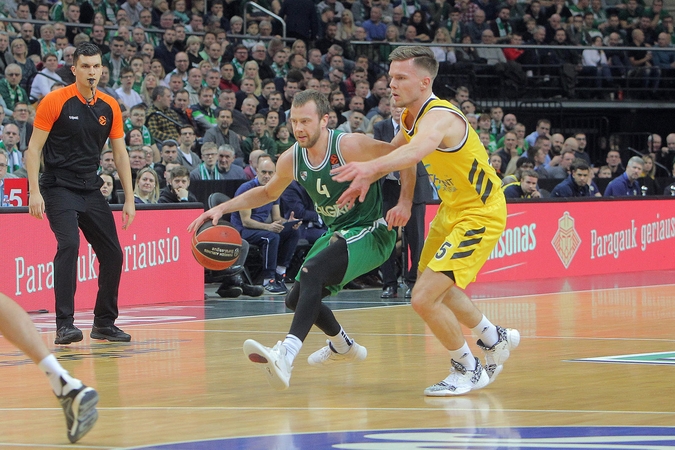 Įspūdingai žaidęs „Žalgiris“ nepaliko vilčių ALBA krepšininkams