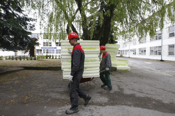 Startas: po ketverių metų laukimo pagaliau pradėta renovuoti Klaipėdos Vydūno gimnaziją, įsikūrusią Sulupės gatvėje.