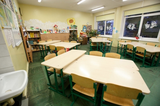 Vyriausybė nepritaria siūlymui įpareigoti mokyklas rengti apklausas dėl patyčių