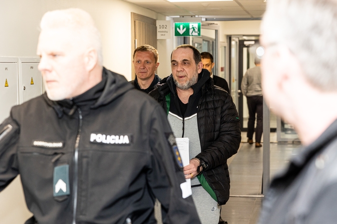 Kartvelas kaltinamas brangių knygų vagyste iš VU