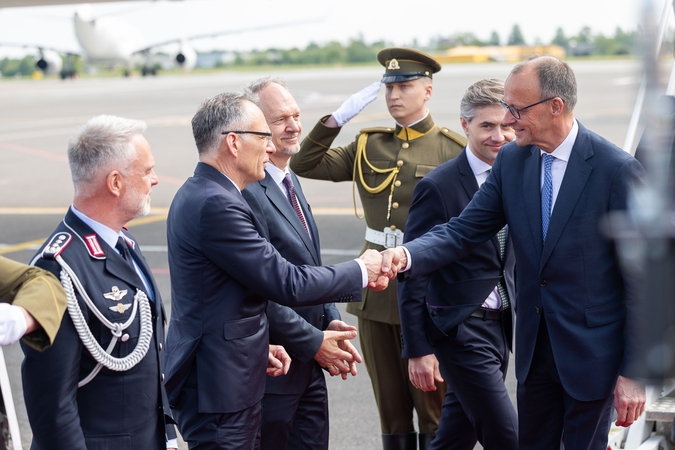 Pirmojo vizito į Lietuvą atvyko Vokietijos kancleris