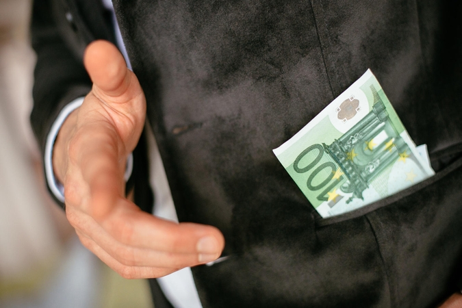 Ministerija: šiemet atlyginimai kultūros darbuotojams vidutiniškai didės 88 eurais