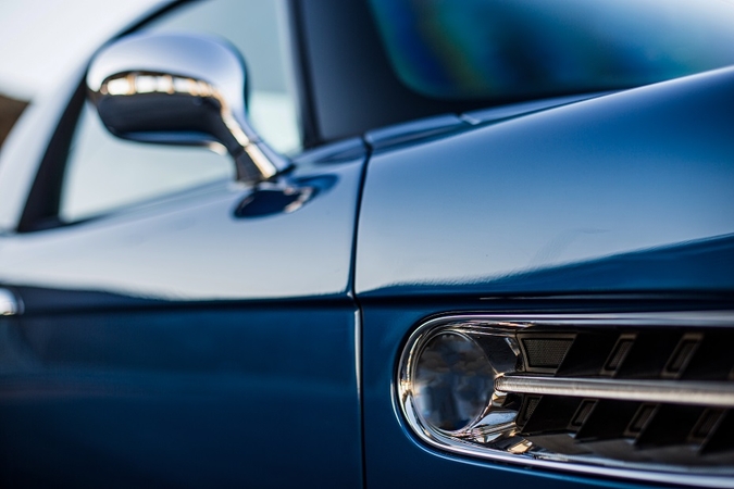 Kiek kainuoja merų automobiliai?