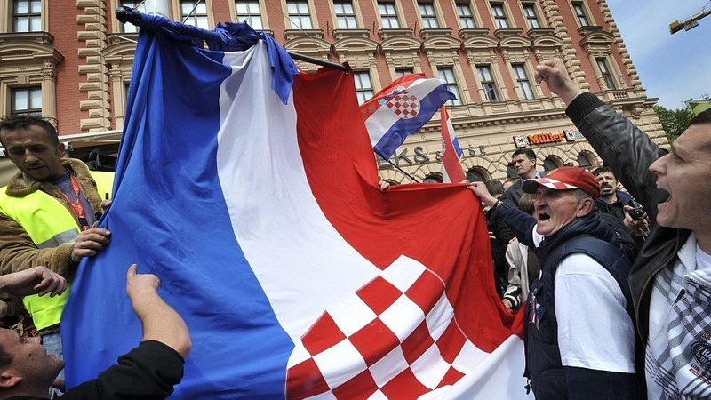 Kroatijoje 22 serbams pareikšti kaltinimai karo nusikaltimais