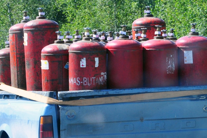 Griežtinamas senų dujų balionų naudojimas