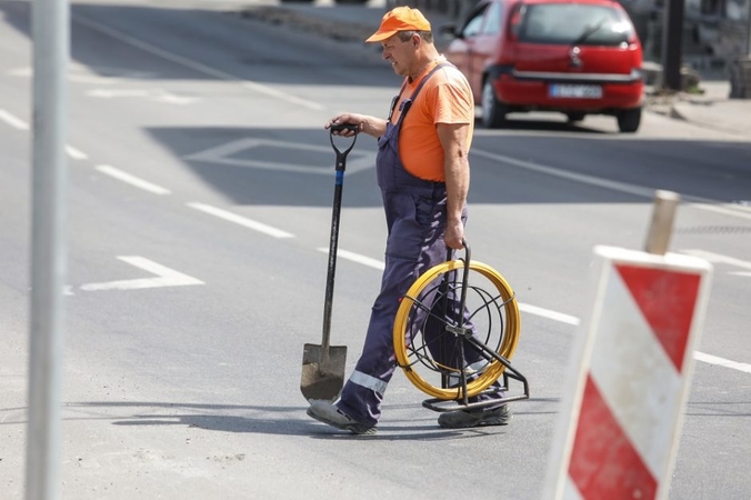Dėmesio: laikinai uždaromas eismas Sargėnų viaduku 