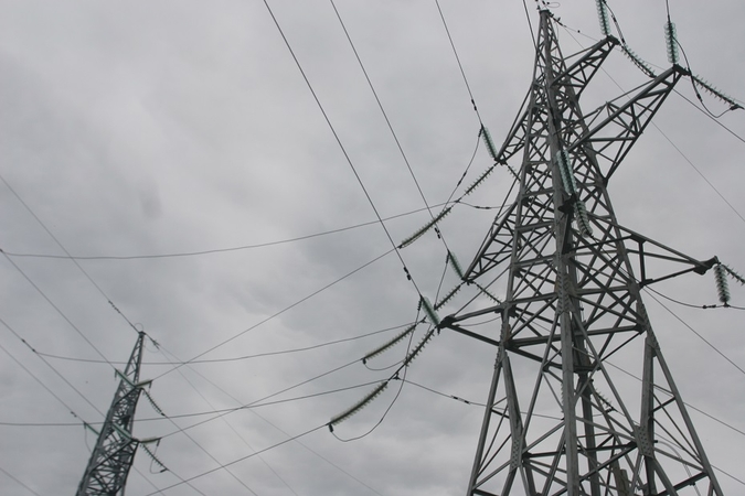 Skaudi nelaimė: nepilnametis patyrė elektros iškrovą ir nudegė visą kūną