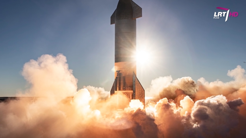 NASA sugrįžimas į Mėnulį: kas gabens krovinius į Žemės palydovą?