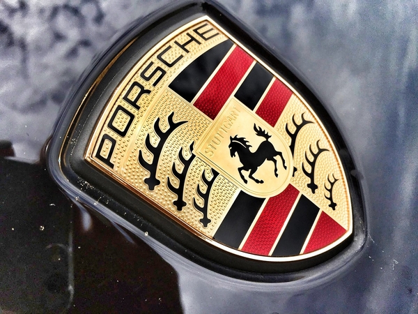 Kaune pavogti automobilio žibintai, žala siekia 9 tūkst. eurų