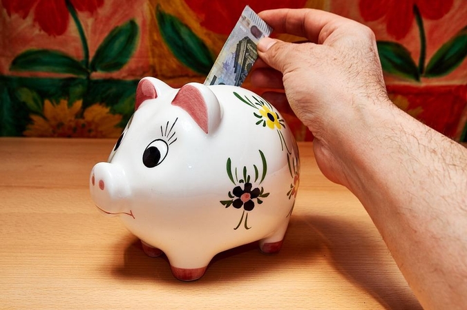 Tyrimas: tik pusė Lietuvos gyventojų yra finansiškai pasiruošę netikėtumams