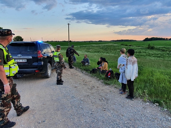 Įspėja dėl neteisėtų migrantų iš Baltarusijos: tai gali sukelti ne tik humanitarinę krizę