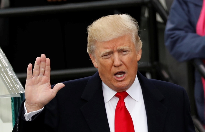 D. Trumpas: vokiečiai „nusisuka nuo savo lyderių“ dėl imigracijos