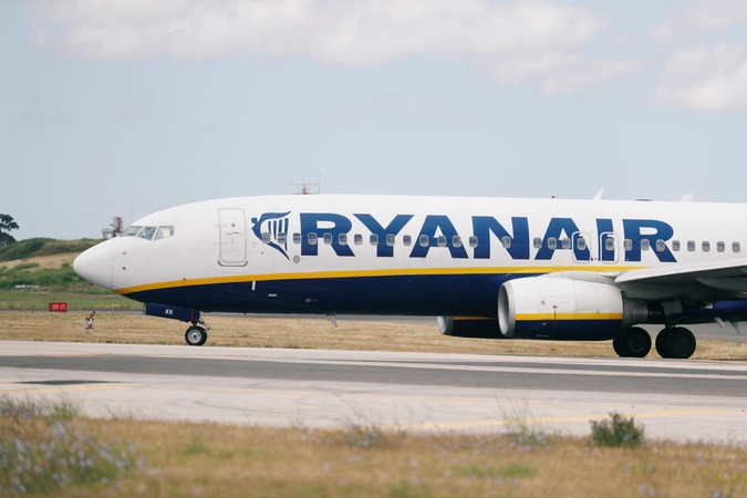 Jei dėl streikų „Ryanair“ atšauks skrydžius – kompensacijos nepriklausys?