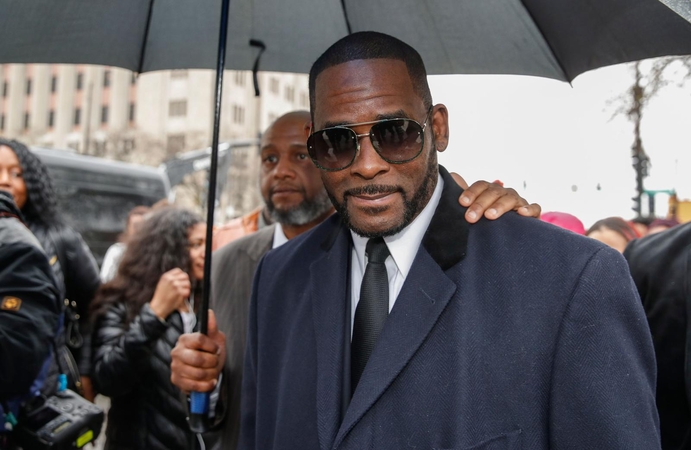 R. Kelly Čikagoje pateikta dar 11 kaltinimų lytiniais nusikaltimais