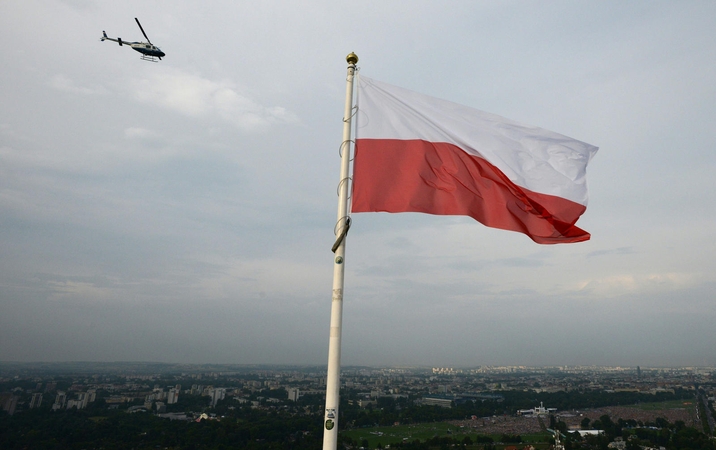 Lenkijoje šešiametis išgelbėjo pro langą iššokusį trimetį