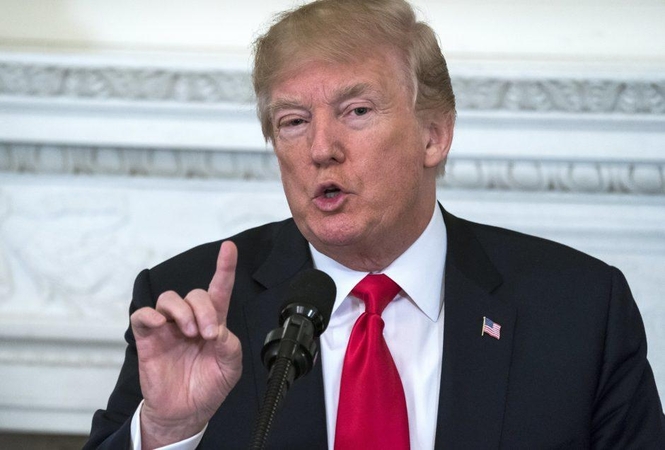 D. Trumpas atkirto jį kritikavusiam JK ambasadoriui: nesame šio žmogaus gerbėjai