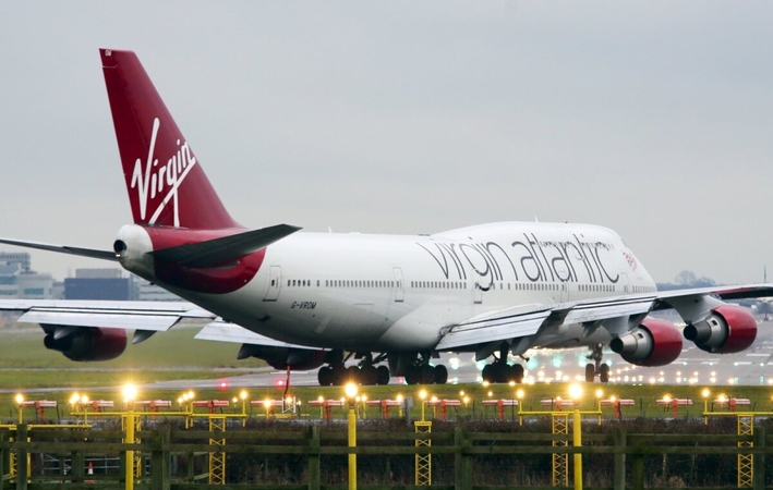 Oro linijų bendrovė „Virgin Atlantic“ atleis dar tūkstantį darbuotojų