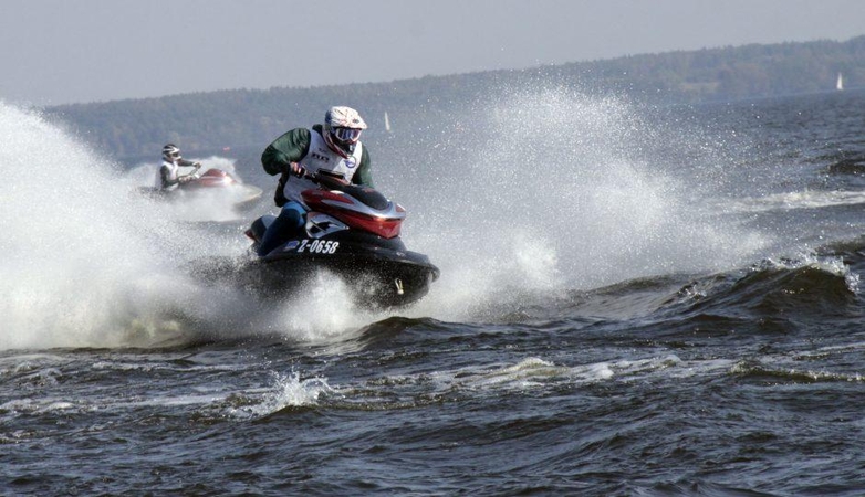 Kontrolierė tirs, ar vandens motociklų varžybose nebuvo pažeistos neįgaliojo teisės
