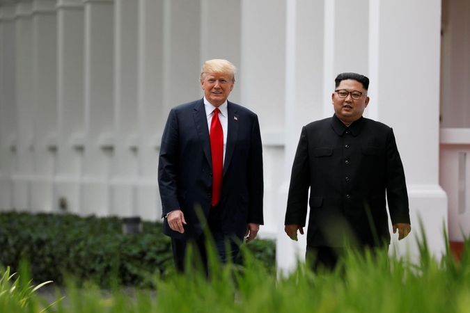 Kinija piktinasi „neatsakinga ir absurdiška“ D. Trumpo logika
