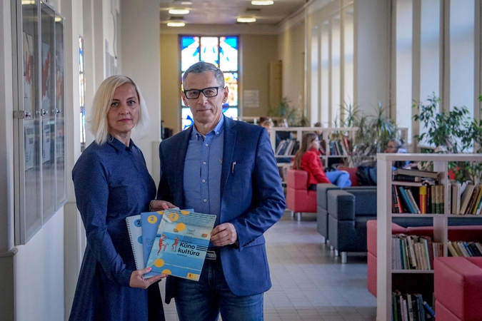 Frankfurto knygų mugėje specialiuoju prizu apdovanoti lietuviški vadovėliai