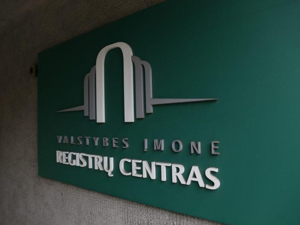 Iš Registrų centro valdybos skubiai atleista viena vadovė
