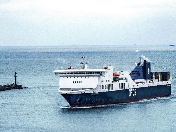 Du iš Švedijos plaukusio kelto keleiviai dingo Baltijos bangose