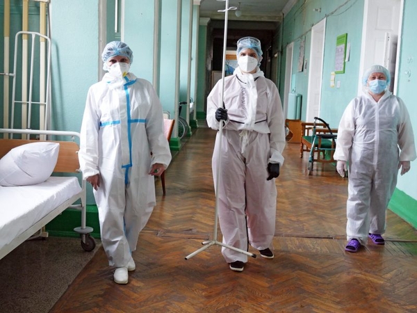 Ukrainoje – 1,8 tūkst. naujų COVID-19 atvejų, 22 pacientai mirė