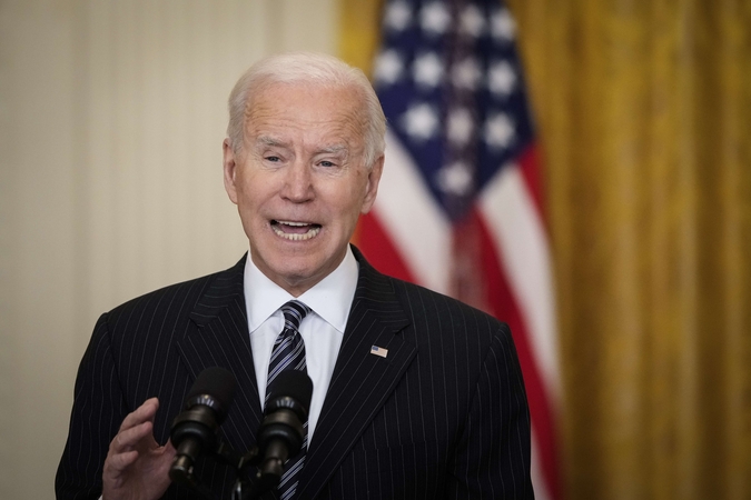 Turkijos vadovas pažėrė kritikos V. Putiną žudiku pavadinusiam J. Bidenui