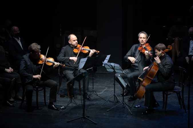 „Vakaras Faustui“ į teatro erdves sugrąžino nemarią F. Latėno muziką