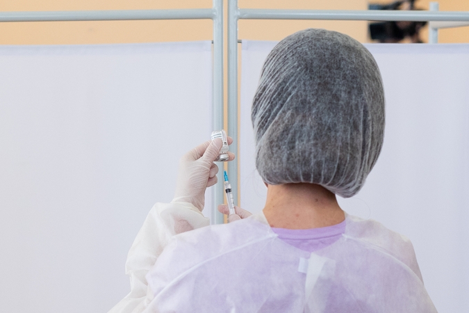 Per praėjusią parą nuo koronaviruso paskiepyta daugiau nei 18,4 tūkst. žmonių