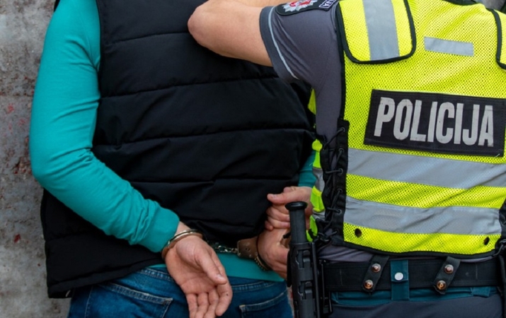 Uostamiesčio pareigūnai sulaikė dar vieną asmenį, įtariamą trijų moterų apiplėšimu
