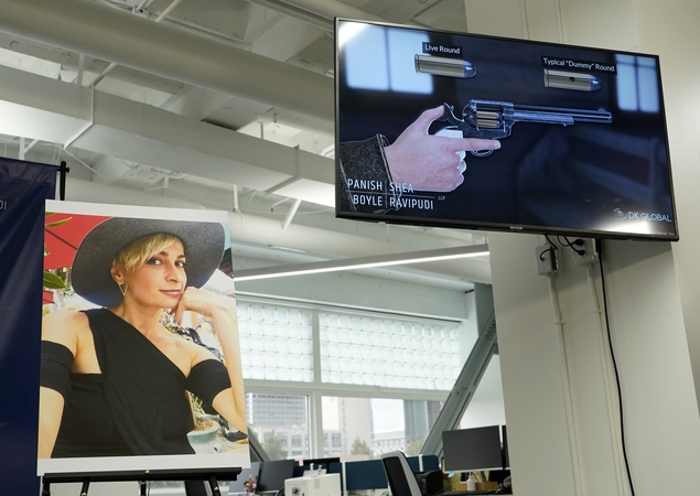 Filmavimo aikštelėje nušautos operatorės šeima padavė į teismą A. Baldwiną