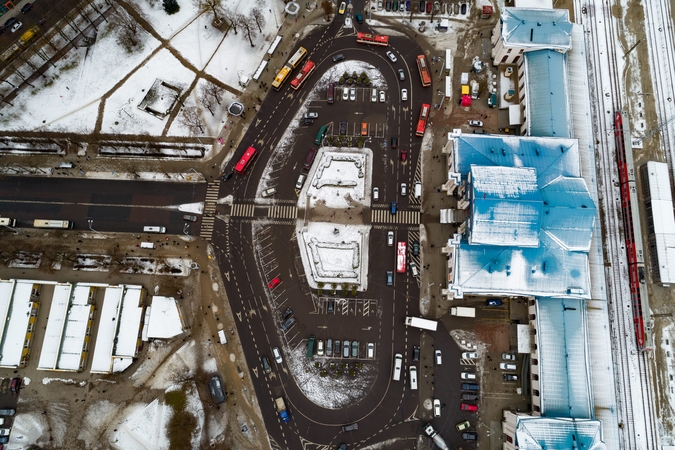 Vilniaus Stoties rajono virsmas: iš pramoninės teritorijos į šiuolaikišką miesto centrą