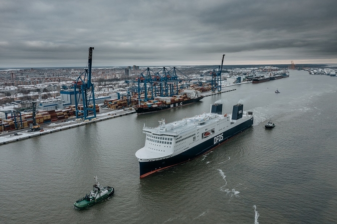 Tarp Lietuvos ir Švedijos pradeda plaukioti didžiausias DFDS keleivinis–krovininis keltas