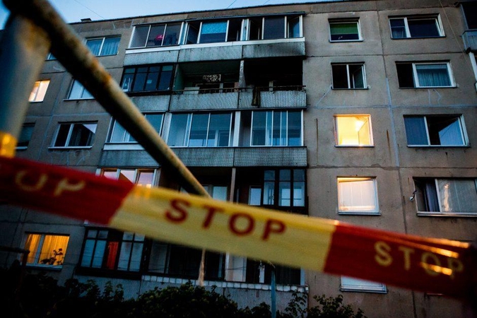 Alytaus rajone susižalojo, įtariama, pro langą iškritęs vaikas
