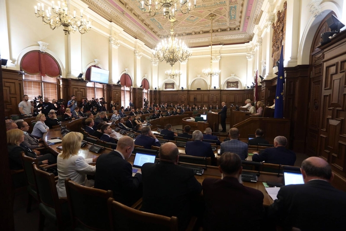 Latvijos parlamentas nusprendė paleisti Rygos miesto tarybą