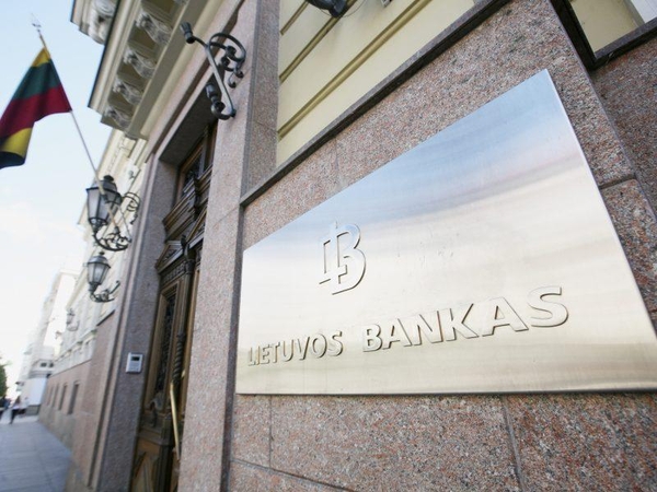 Lietuvos bankas siūlo steigti fondą didesnėms įmonėms remti, užtikrinti atsiskaitymus