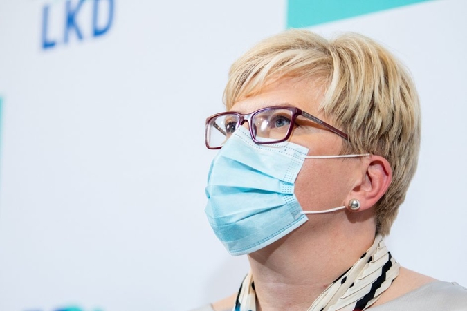 Premjerė pasaulio lietuvių prašo paraginti savo artimuosius Lietuvoje pasiskiepyti