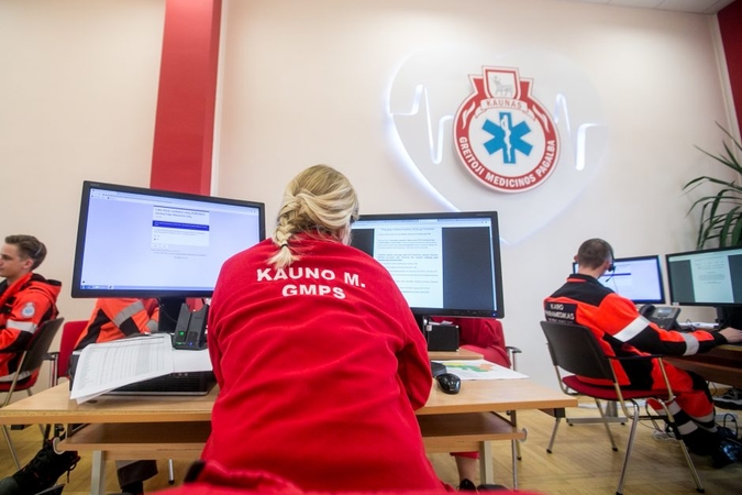 Karštoji linija: registracija tyrimui internetu skambučių srautą sumažino perpus