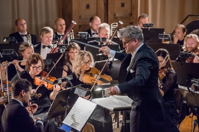 Klaipėdos muzikinio teatro orkestras seks „Marių pasakas“