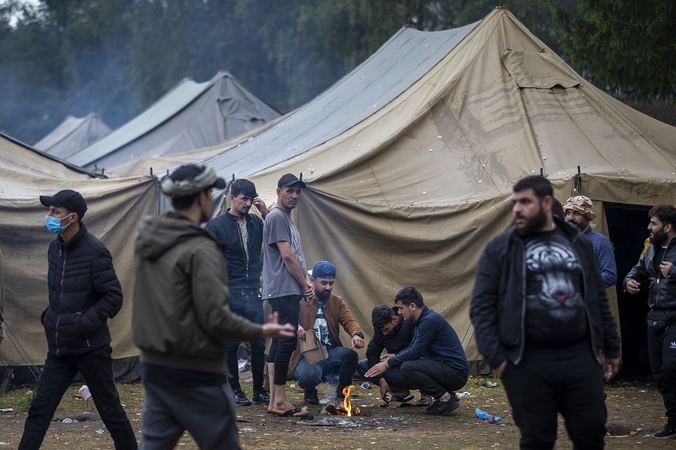 Visuomenė kviečiama prisidėti prie migrantų krizės suvaldymo