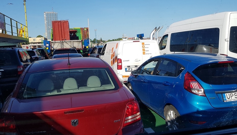Diegti uosto rinkliavas trukdo keltų bilietai