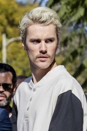 Superžvaigždė J. Bieberis pagerino E. Presley'iui priklausiusį rekordą