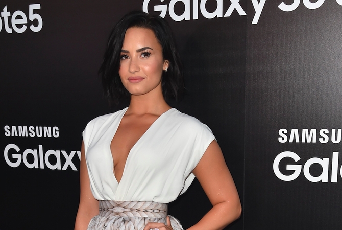 D. Lovato išankstinė gimtadienio dovana – jos antrininkė