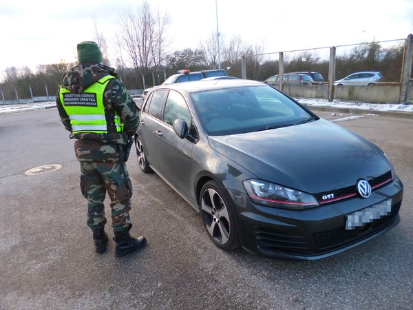 Marijampoliečio kelionė vogtu „Volkswagen Golf“ baigėsi pasienyje