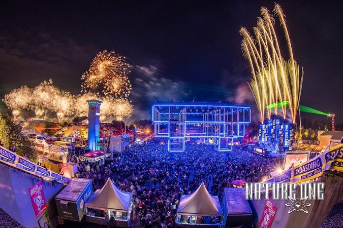 Vokietijos muzikos festivalyje moteris pagimdė kūdikį